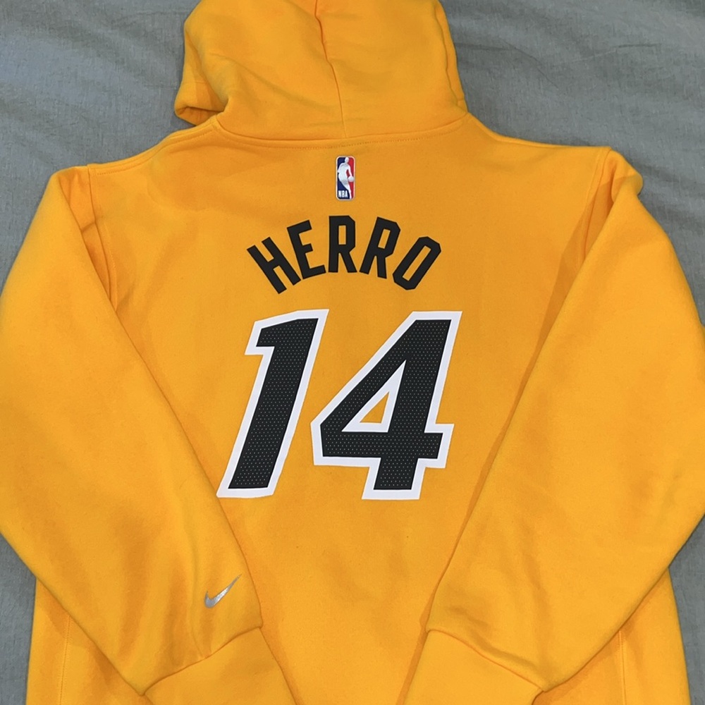 Nike Miami Heat Tyler Herro hoodie - Picture 8 of 10
